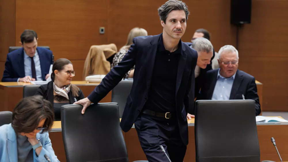 Po zimskem regresu na tapeti tudi minimalna plača