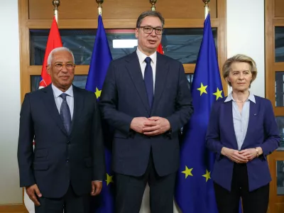FILED - 25 March 2025, Belgium, Brussels: Serbian President Aleksandar Vucic (C) meets with European Commission President Ursula von der Leyen (R) and European Council President Antonio Costa in Brussels. EU Enlargement Commissioner Marta Kos has backed calls by protesters in Serbia to tackle corruption and boost the rule of law, as she calls on the country to get its EU membership bid back on track. Photo: Alexandros Michailidis/EU Council/dpa - ATTENTION: editorial use only and only if the credit mentioned above is referenced in full