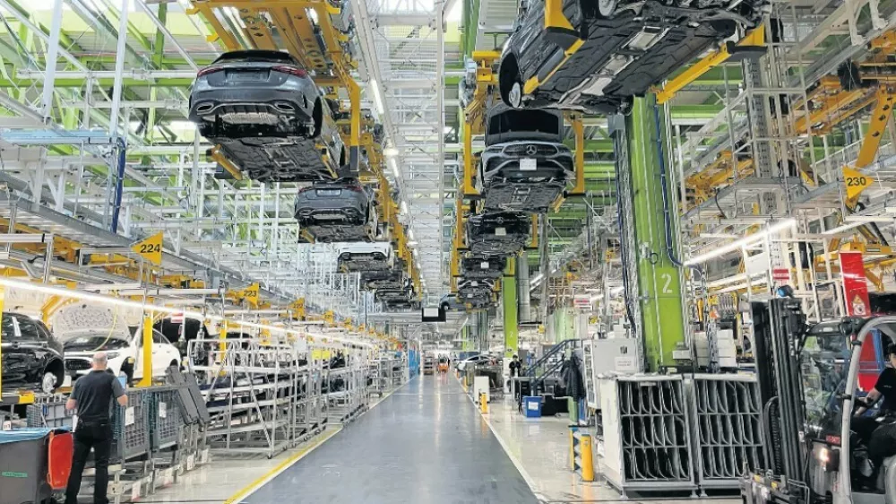 Avtomobilska industrija Foto: Reuters