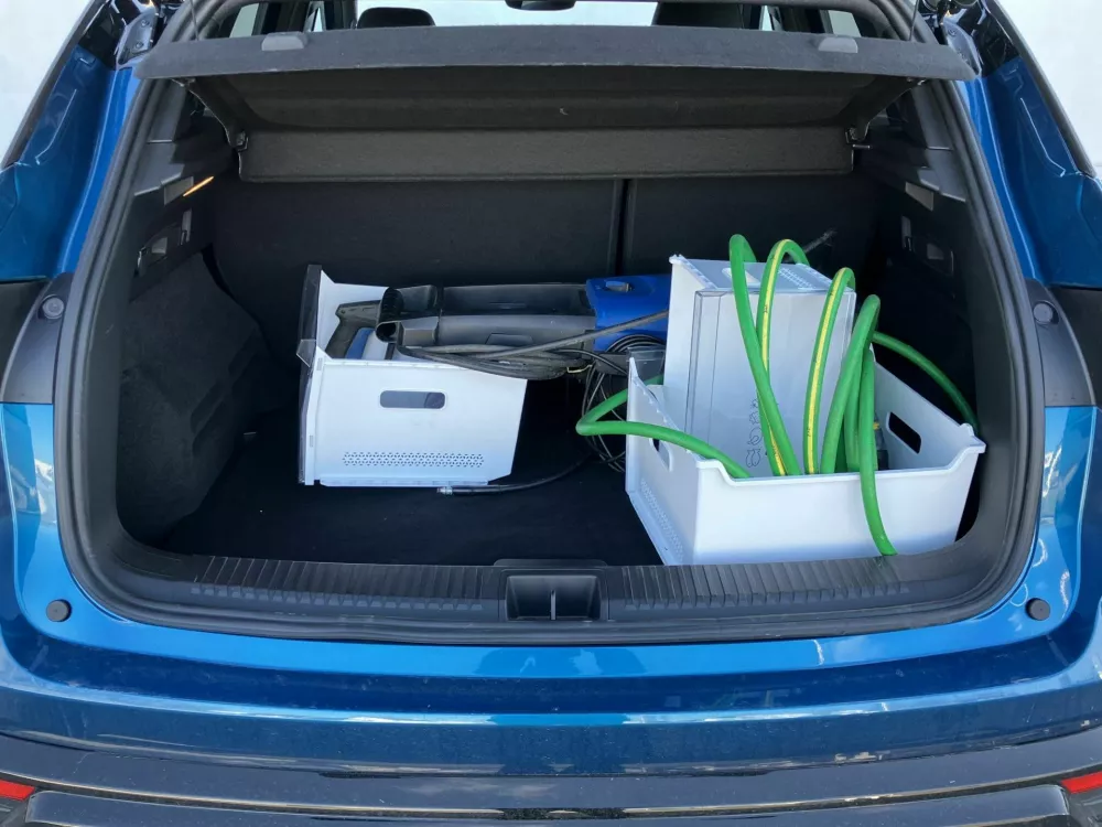 Ko ritka in hrbet po mačje predeta