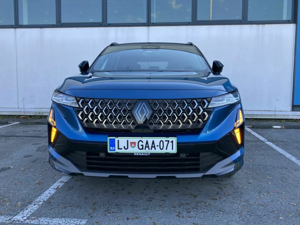 Ko ritka in hrbet po mačje predeta