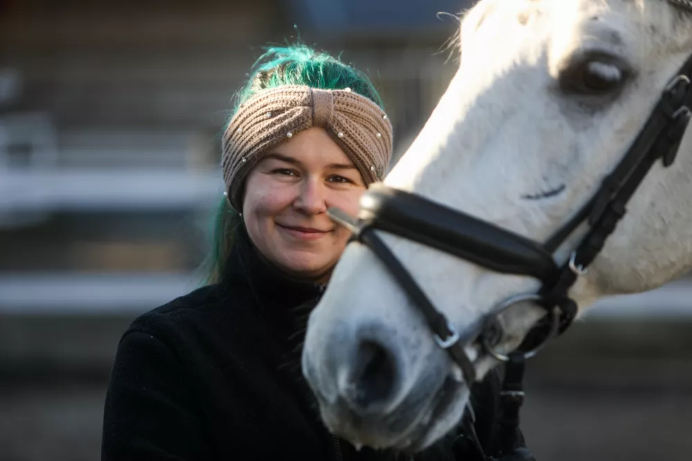 - Tina Kunc,- 29.12.2025. - Reportaža Konjeni&scaron;ki klub Grič v Ljubljani.//FOTO: Bojan Velikonja / Foto: Bojan Velikonja