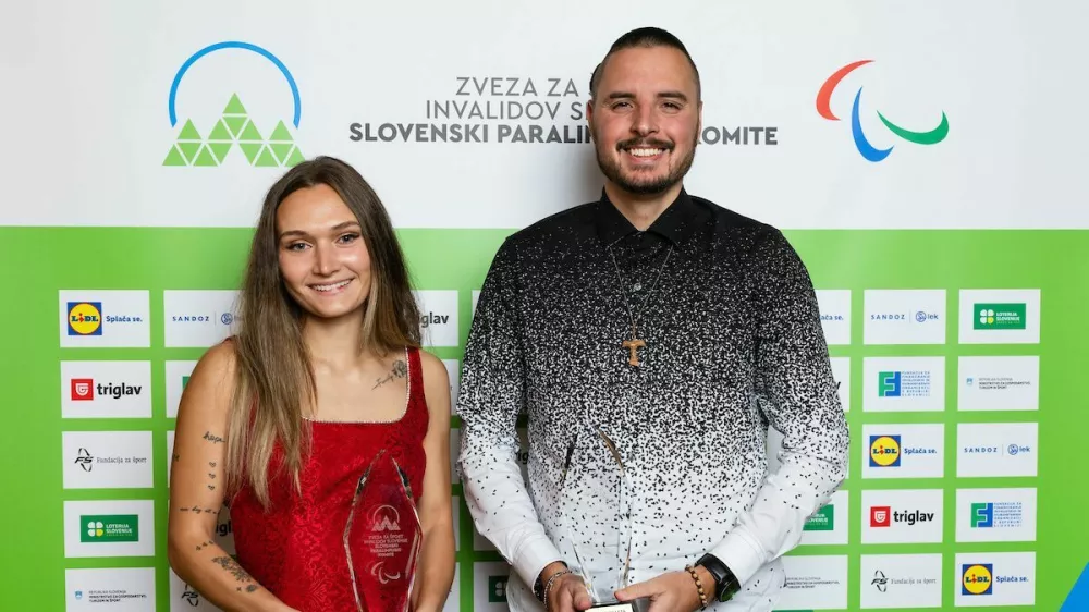&Scaron;e tretjič je para&scaron;portnica leta postala atletinja Leja Glojnarič (trikrat bronasta na olimpijadi gluhih), tretjič je para&scaron;portnik leta postal tudi tenisač Marino Kegl (3. na odprtem prvenstvu Avstralije, 4. na olimpijadi gluhih). Foto: Vid Ponikvar