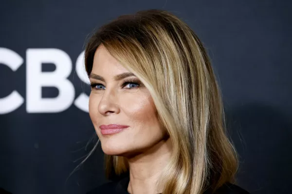  Melania Trump se je tokrat postavila v sredi&scaron;če žarometov. / Foto: Profimedia