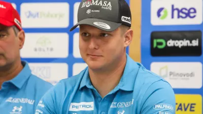 - Nejc Naraločnik,- 10.11.2025. - Novinarska konferenca slovenske smučarske reprezentance za hitre discipline pred začetkom nove olimpijske sezone.//FOTO: Bojan Velikonja