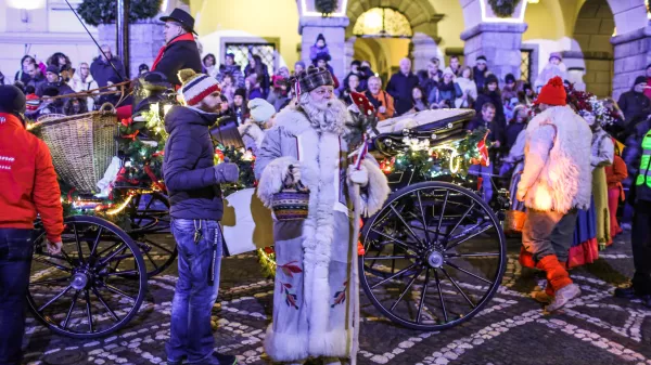 Izjemen obiskom in bogatim prazničnim programom