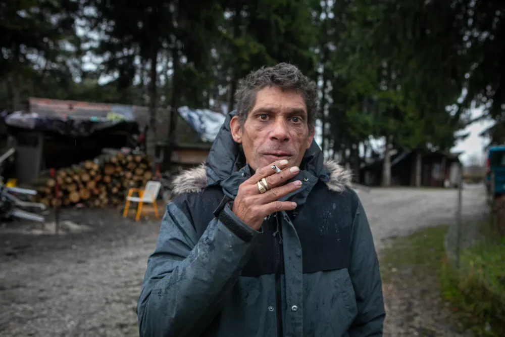 Mirko Strojan24.12.2025 - romsko naselje Roje - Strojanovi - Foto: Luka Cjuha