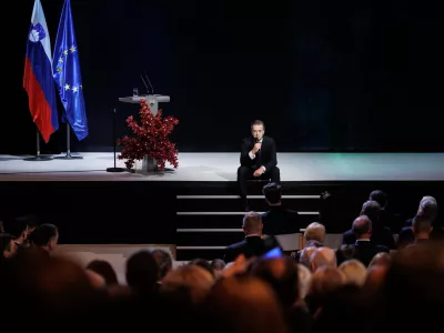 Ljubljana, Cankarjev dom.Drzavna slovesnost ob dnevu samostojnosti in enotnosti.