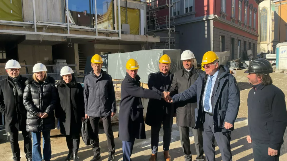 260 milijonov za varnost, tehnologijo in stanovanja