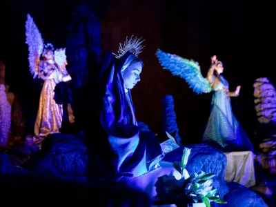 Jaslice v Postojnski jami