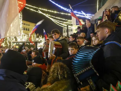 26.12.2025 - Pre&scaron;ernov trgu v Ljubljana shod harmonikarjev - harmonikaFoto: Luka Cjuha