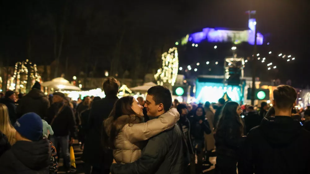-Ognjemet, Praznovanje vstopa v Novo leto 2024.31.12.2023. -Silvestrovanje v Ljubljani na Kongresnem trgu.//FOTO: Bojan Velikonja