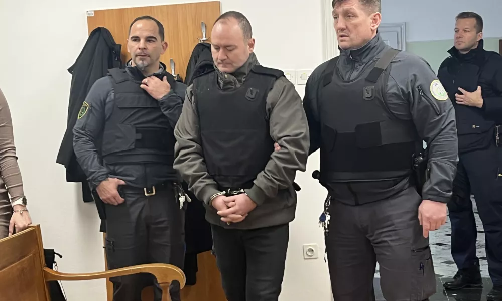 &Scaron;tirje obsojeni na 30 let zapora, med njimi tudi spolni predator