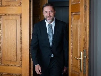 Ljubljana, ministrstvo za finance.Srecanje evropske komisarke za siritev Marte Kos in financnega ministra Klemna Bostjancica.Minister za finance Klemen Bostjancic.