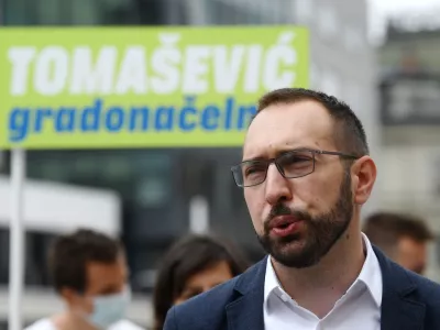 12.05.2021., Zagreb - Zagreb je nas! i Mozemo! odrzali su konferenciju za medije, na kojoj su predstavili program za osobe s invaliditetom. Tomislav Tomasevic, kandidat za gradonacelnika grada Zagreba Hrvoje Belamaric. Photo: Marko Lukunic/PIXSELL