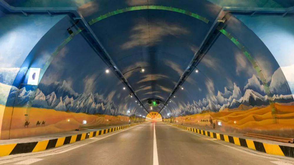 Notranjost je dekorirana na poseben način. / Foto: Xinhua/instagram