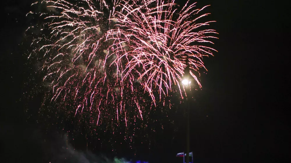 -Ognjemet, Praznovanje vstopa v Novo leto 2024.31.12.2023. -Silvestrovanje v Ljubljani na Kongresnem trgu.//FOTO: Bojan Velikonja