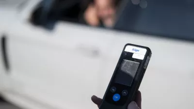 prometni nadzorpolicija - simbolična fotografijaprometna policijavarnost v prometupolicija na motorjihmotoristična policijaprehitri voznikiavtocestna policijaalkotestalkohol v prometu08.04.2025 Policijski nadzor, počivališče PovodjeFOTO: Nik Erik Neubauer