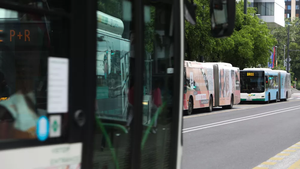 mestni avtobus LPP&nbsp;- 06.06.2023 &ndash; avtobusno postajali&scaron;če LPP Bavarski dvor -&nbsp;&nbsp;//FOTO: Bojan Velikonja