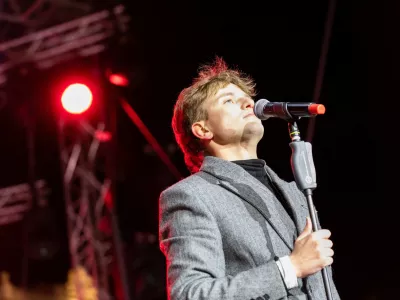 31.12.2025., Stradun, Dubrovnik - Jakov Jozinovic, Dino Merlin i Hiljson Mandela uveli su gradjane u Novu 2026. godinu Photo: Grgo Jelavic/PIXSELL