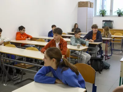 Ugodnej&scaron;i vpis za dijake s posebnim statusom le &scaron;e letos