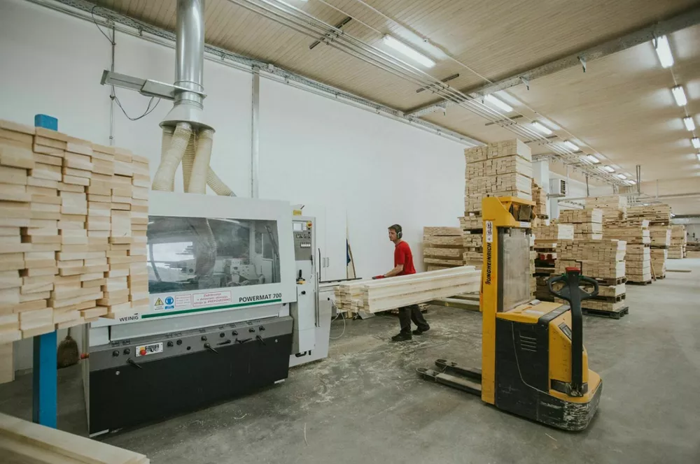 V razvoj tehnologije in &scaron;iritev ter posodabljanje proizvodnje vlagajo 20 odstotkov prometa. F Centernorma