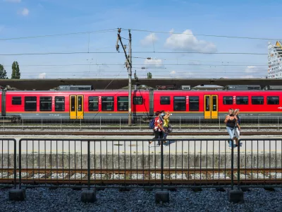 Na Slovenskih železnicah letos napovedujejo manj zamud