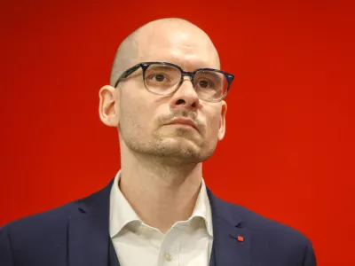 Matej Ta&scaron;ner Vatovec06.01.2026 - Predsednik SD Matjaž Han izjava za medije o aktualnih dogajanjih. Prestop poslanca Levice v SDFoto: Luka Cjuha