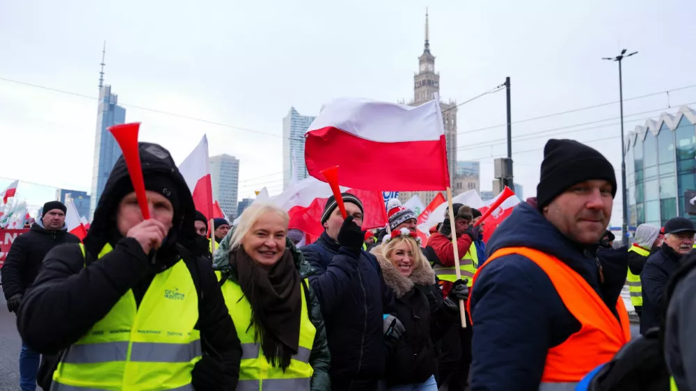 Polish farmers protest against the Mercosur trade deal in the center of Warsaw, Poland, January 9, 2026. REUTERS/Aleksandra Szmigiel