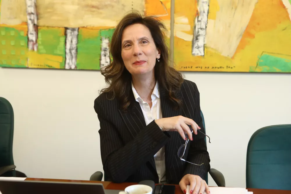 Na trgu delnic je trenutno zati&scaron;je