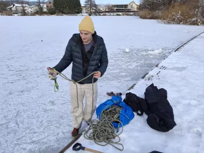 Aljaž Prijon (na fotografiji) nam je povedal, da je na pomoč prvi pridrsal njegov prijatelj Rok Vodopivec. Foto: Peter Lov&scaron;in
