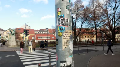 Nalepke kot obraz mestnih zidov