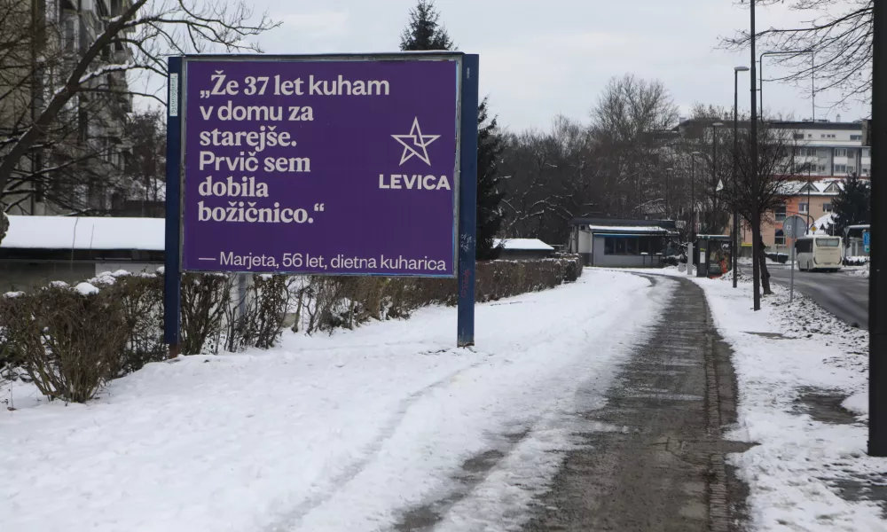 12.01.2026 - Predvolilni plakat - stranka Levica - Božičnica - parlamentarne volitve 2026Foto: Luka Cjuha
