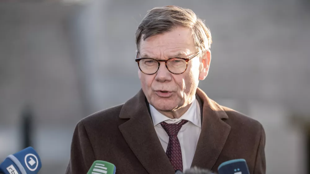 12 January 2026, US, New York: Germany's Foreign Minister Johann Wadephul, speaks during a statement after his meeting with his counterpart, US Secretary of State Rubio, at the Foreign Ministry. Photo: Michael Kappeler/dpa