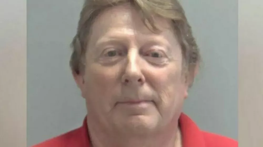 Rodney Johnston bo lahko za pogojni izpust prvič zaprosil čez 16 let. Takrat bo star 83 let. 