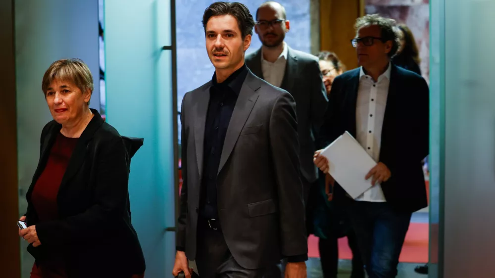 Minimalna plača: Bo&scaron;tjančič in Mesec sta na različnih bregovih