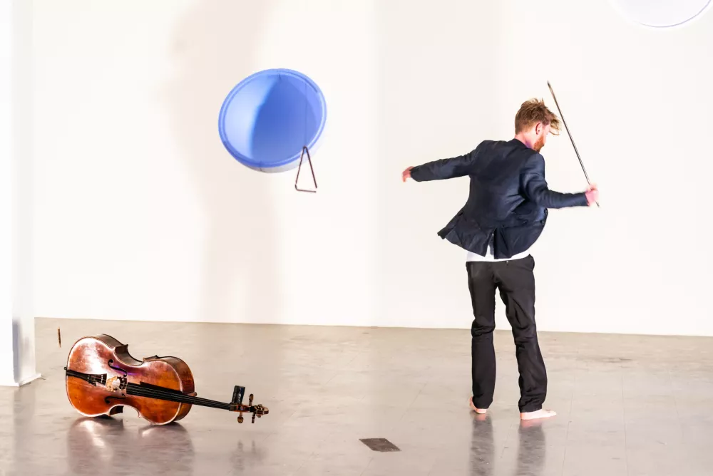 Iz projekta DisOrders skladateljice Petre Strahovnik in Modelo62 F Alex Schroder