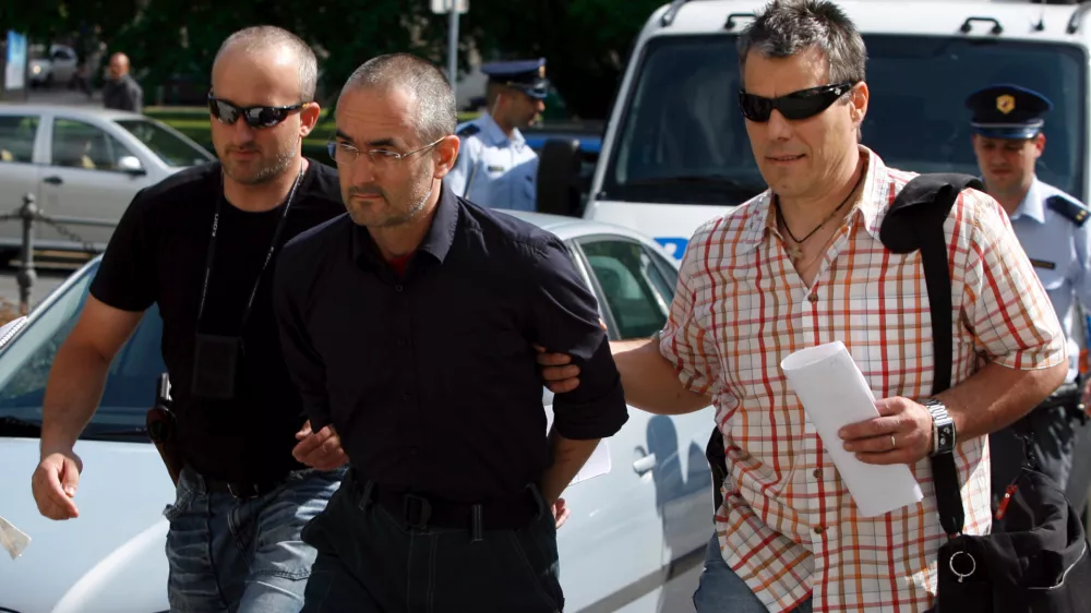 Ko sodelovanje med državami EU odpove: bodo budističnemu vodji sodili vsaj v Franciji?