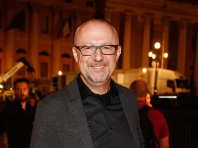 VERONA, ITALY - SEPTEMBER 20: Sandro Veronesi attends Intimissimi on Ice - OperaPop at the Arena di Verona on September 20, 2014 in Verona, Italy. The world diverted their eyes away from the catwalks of Milan to the Arena di Verona, where Intimissimi showed off their latest styles to the press and public on the spectacular frozen over amphitheatre. (Photo by Andreas Rentz/Getty Images for Intimissimi) / Foto: Andreas Rentz