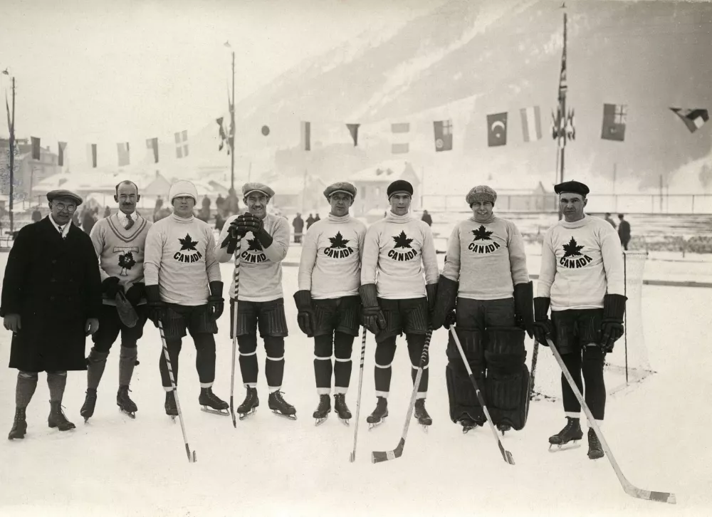 Hokejisti Kanade na prvih olimpijskih igrah v Chamonixu leta 1924. / Foto: Wikipedia