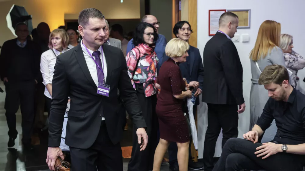 Zoran Stevanović- 17.01.2026 - stranka Resni.ca je pred parlamentarnimi volitvami na dogodku Resnica za Slovenijo v ljubljanskem hotelu Mons predstavila ekipo in vizijo za prihodnost//FOTO: Jaka Gasar