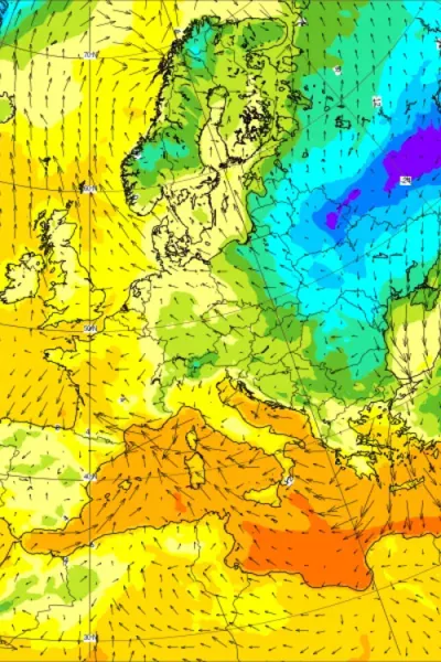 nad Rusijo je lepo vidno območje zelo hladnega zraka. / Foto: Ecmf