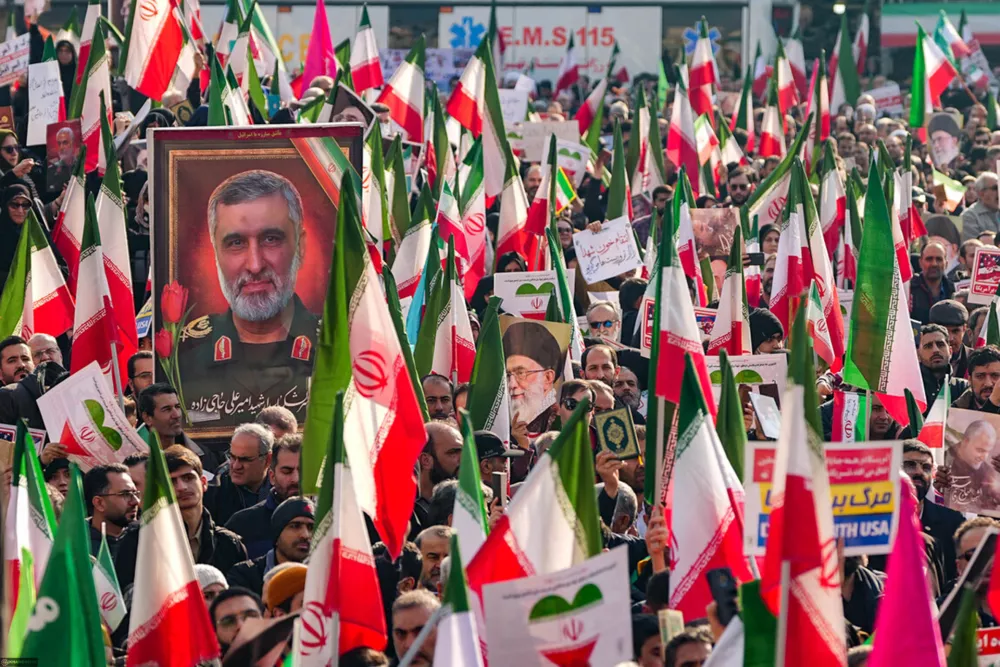 17 January 2026, Iran, Teheran: Pro-government demonstrators rally at Enghelab (Revolution) Square in central Tehran in support of the Islamic Republic. Photo: Iranian Presidency/ZUMA Press Wire/dpa