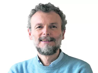 Goljufi ali/in geniji