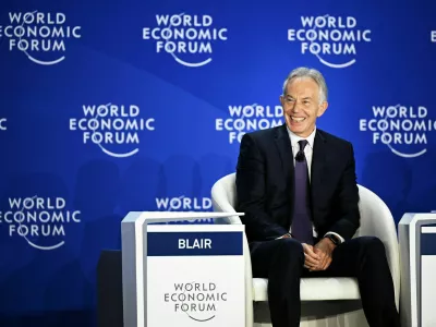 3BM7J0A Tianjin,China.24th June 2025.Former UK Prime Minister Tony Blair, currently serving as Executive Chairman of the Tony Blair Institute for Global Change, participated in a high-level dialogue session at the World Economic Forum's 2025 Annual Meeting of the New Champions (16th Summer Davos Forum) in north China's Tianjin Municipality, June 24, 2025.Credit: Tong Yu/China News Service/Alamy Live News