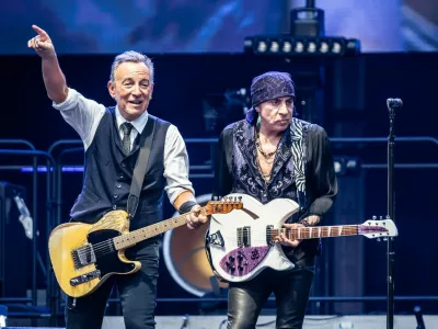 Image: 1018830992, License: Rights-managed, Restrictions: Usage restrictions: Advertising and promotion,Commercial electronic,Consumer goods,Direct mail and brochures,Indoor display,Internal business usage,Personal use, Model Release: no