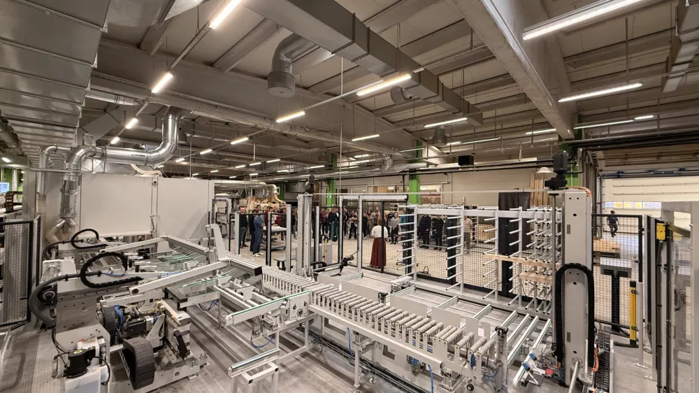 Podjetje M Sora, okenski center