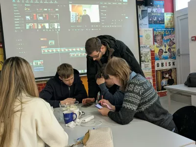 Gradijo svoj mikromedij