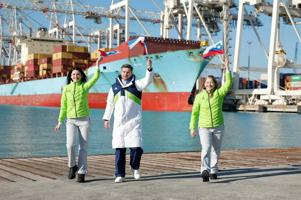 vlogi modelov predstavila nekdanja olimpijska prvakinja, judoistka Tina Trstenjak, in atlet Luka Janežič.