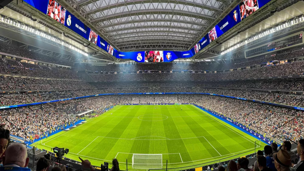 V nogometu se obrača čedalje več milijard